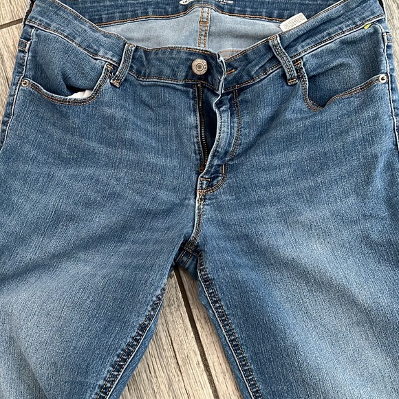 Old Navy super skinny ankle jeans, size 10 short - Picture 4 of 6